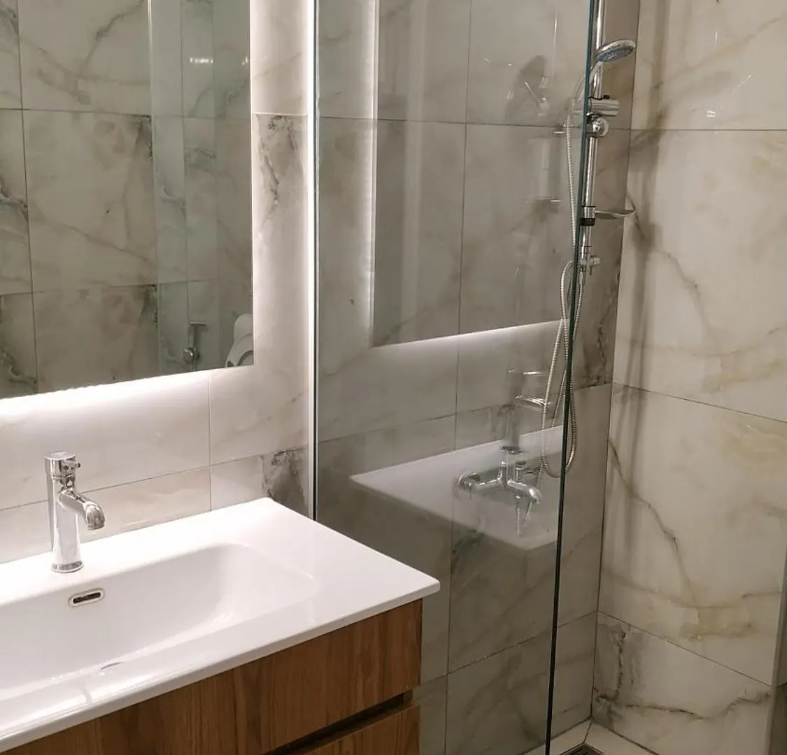Atelier Poly - Two Bedroom Apartment For 5 Persons -50M To Metro Sintrivani Station- 6Th Floor Plain View - Center - Thessaloníki 0*,  Grekland